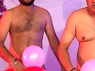 Thandi Raat Mein Badan Ka Temperature High Ho Gaya (christmas Live)