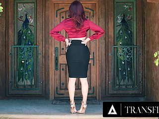 TRANSFIXED - Curious Redhead Emma Rose Gets Her First Lesbian Experience With Married Babe Casey Calvert
