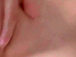 Real Amateur Girl Shows off Her Sweet Body and Masturbates