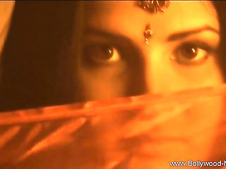 Seduction by the light of India