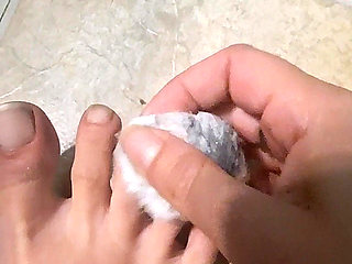 Pedicure Polish Removal