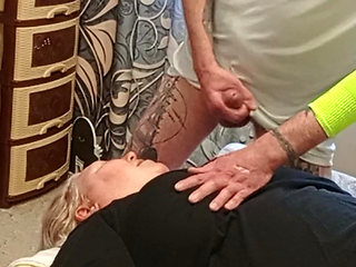 jerking off my dick to cum on my stepmom