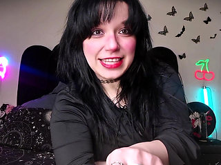 Witch Palm Reader Pumps & Rides You Until You Pop!
