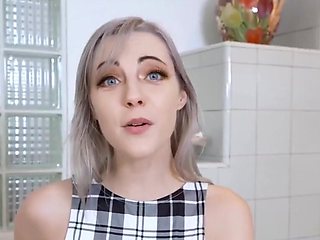 Teen blonde Jamie Jett gets pounded on a kitchen table