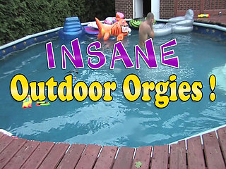 The Pool Orgy Where Everyone Gets in on the Action