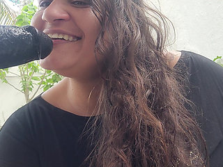 She Likes Black Cock