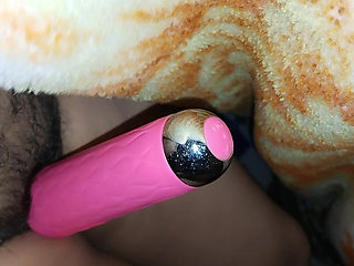 Vibrator rubbing pussy