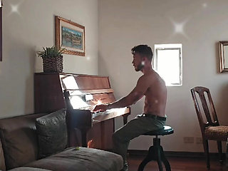 piano in italy