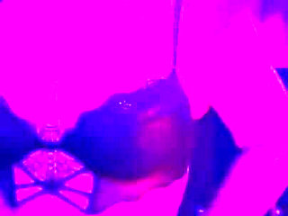 Ava Queen Swinger Night