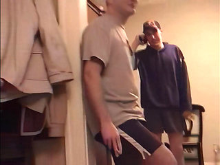 When Straight Guys Stay the Night (2k)