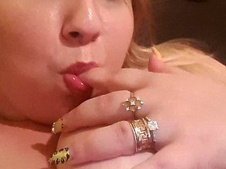 Watch Me Squirting to Porn