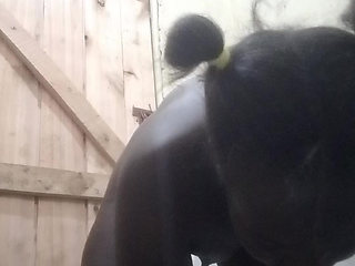 Kenyan Big Ass girl shaving and masturbating