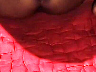 Desi Tight Bhabhi First Time XXX Video