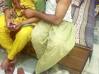 Hot and sexy desi bhabhi fucked by bf