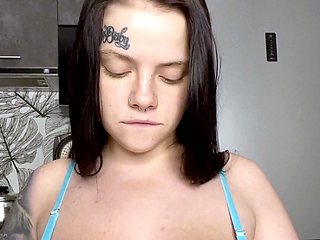 Hot Busty Webcam Babe Masturbate Solo