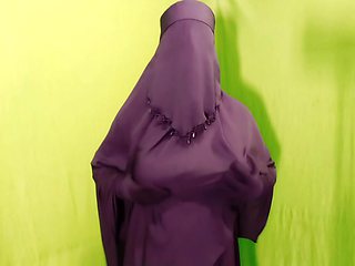 Bangladeshi Beautiful Housewife Spending The Night With Neighbor