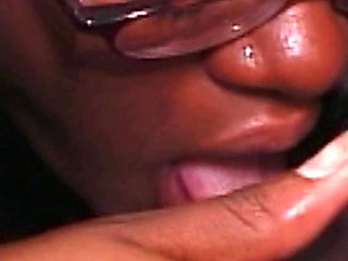 Verlangen endet im totalen Kontrollverlust in einer