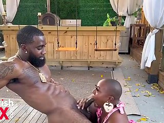 Peach Fuzz Deepthroats Ace Bigs Big Cock Outdoors