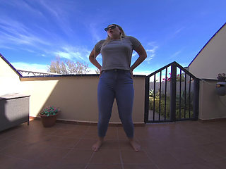 Desperate Outdoor Jeans Wetting Pee