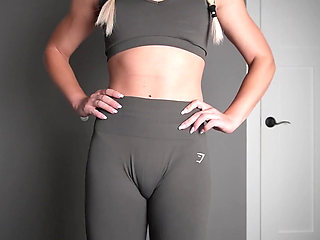 My Cameltoe Makes You Cum