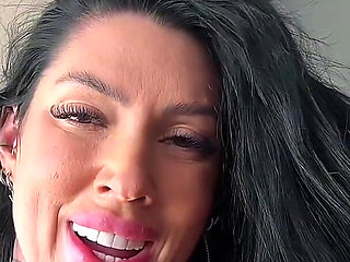 Brunette Gostosa Stopped After Party for More Hardcore Cowgirl Ride and Doggy