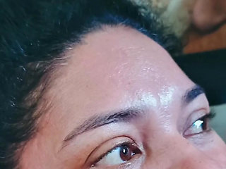 Single mature mom very rich