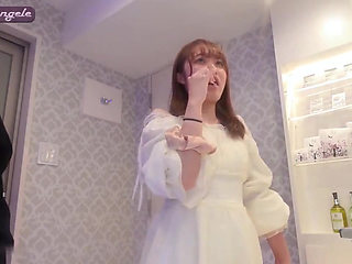 First Time Showing Her Face. the Former Dancer Living in Tokai Finally Shared a Side No One Had Seen Before. - 1