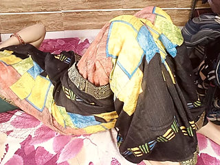 Desi wife fucked by his husband freind in his bedroom.