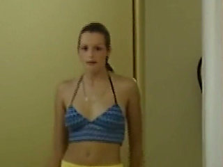 Skinny Horny MILF Have Sex Inside the Bathroom