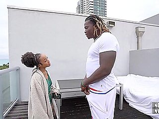 22 07 05 Mena Carlisle Blowjob