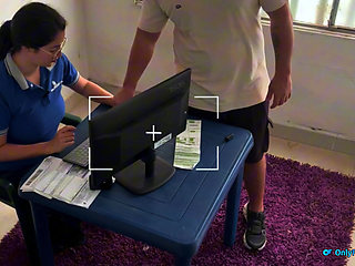 Saleswoman Wants to Rob Me but I Find Out