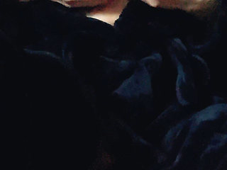 I saw my stepmom masturbating