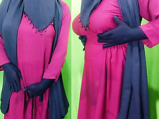 Indian housewife Your Priya masturbating and talking dirty in the bedroom