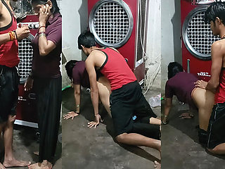 Bhabhi chudai brother-in-law to 12 o'clock in the night in the room, brother-in-law ko bhula ke ass pussy chudai pati jab rooma mein lette te the secret sex bhabhi brother-in-law Hindi audio