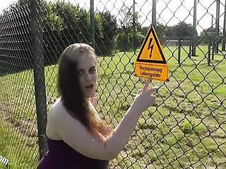Chubby Joey's First Amateur BBW Outdoor Blowjob