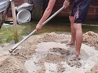 The bricklayer fucked my pussy, My cuckold husband hadn't fucked for days, the bricklayer made me cum