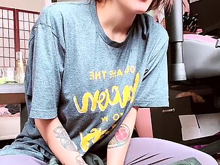 Amateur Webcam Teen Masturbates And Teases