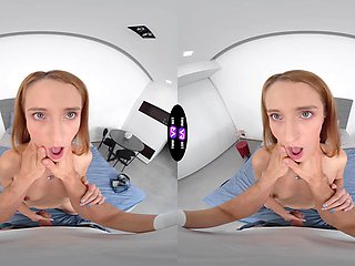 Virtual Reality: Luciana's Trimmed Pussy in Missionary