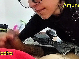 Gets blowjob from dick-hungry friend