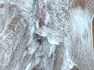 Shaving a Pussy with a Trimmer and a Razor! Closeup!