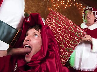 Benjamin Blue In Unwrapping The Toy