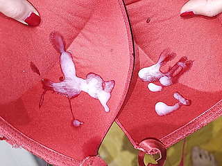 Huge Cumshot in Bra Cups, After Amazing Blowjob and Titjob