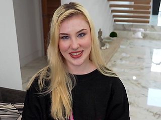 Pierced beauty Indie Rose handles her stepbro's boner