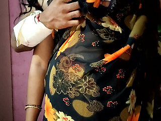 Saadi utha ke bhabhi ko chod diya