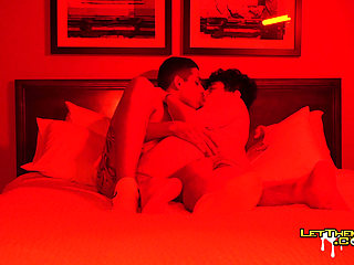 Big Dick Hardcore Anal Twink Sexy Stud Fucks Raw Red Light