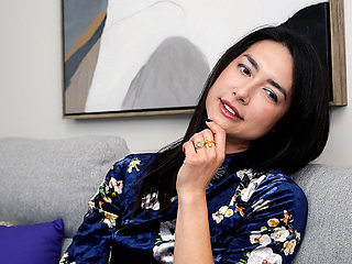 Interview with Asian MILF Isabel Love