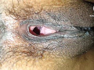 Big boobs bhabhi dropping her milk on boyfriend mouth