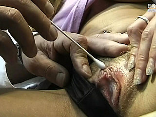 Hot German blonde takes a big load on her face - amateur cumshot