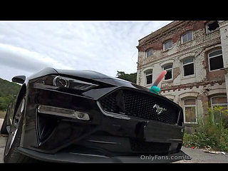 Look What I Do with My Dream Car When I Have It Short