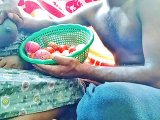 Hot Tamil Aunty Rough Fuck with Vegetable Vendor - Desi Sex with Clear Audio